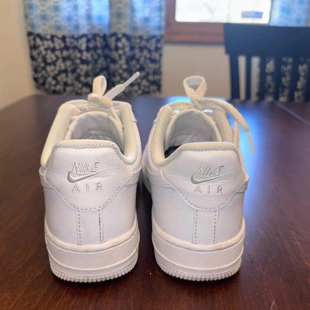 Nike White Athletic Shoes - Picture 7 of 8